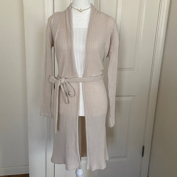 ✧ GAP Beige Tie Long Cardigan ✧ - Picture 4 of 10